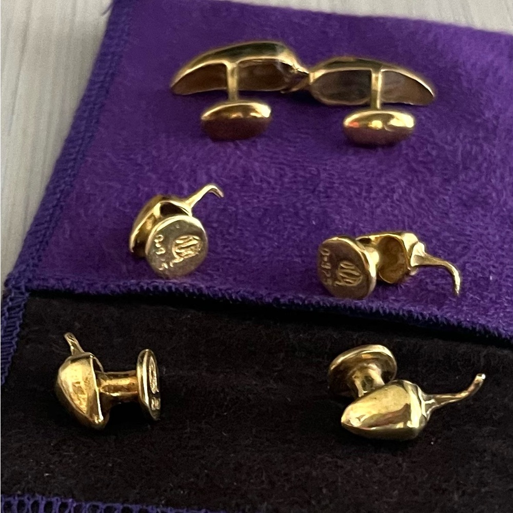 Gold Chili Peppers Cufflinks Set